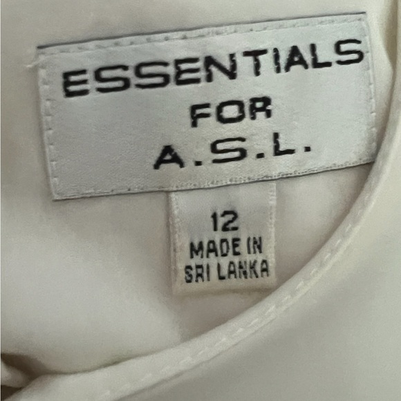 Vintage Essentials Ivory Blouse w Shoulder Padding & Back Button Details - 12, L - Picture 3 of 7